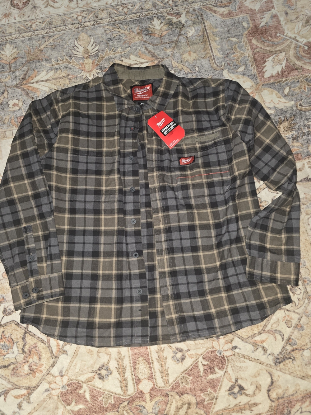 Milwaukee Men’s Gray & Olive Plaid Button-Down Shirt